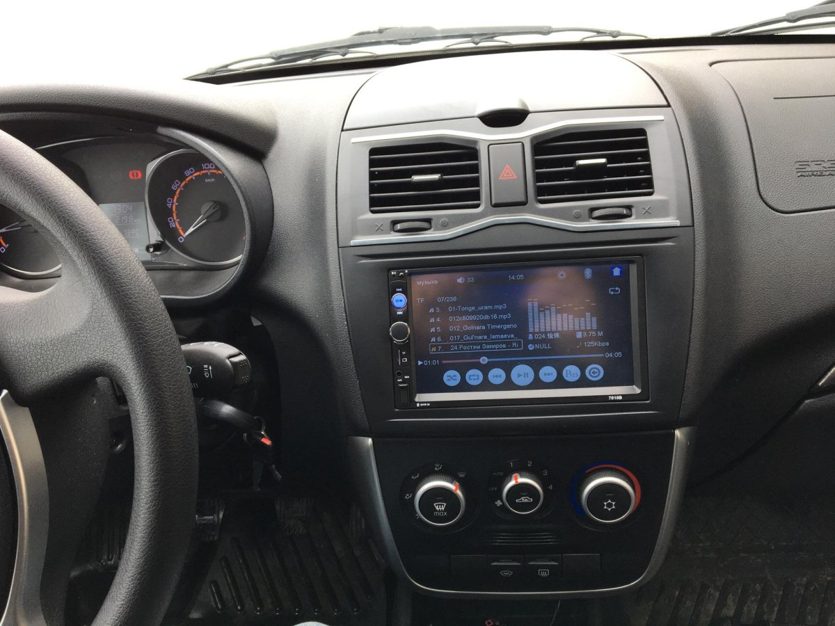 2 Дин магнитола Лада Гранта фл