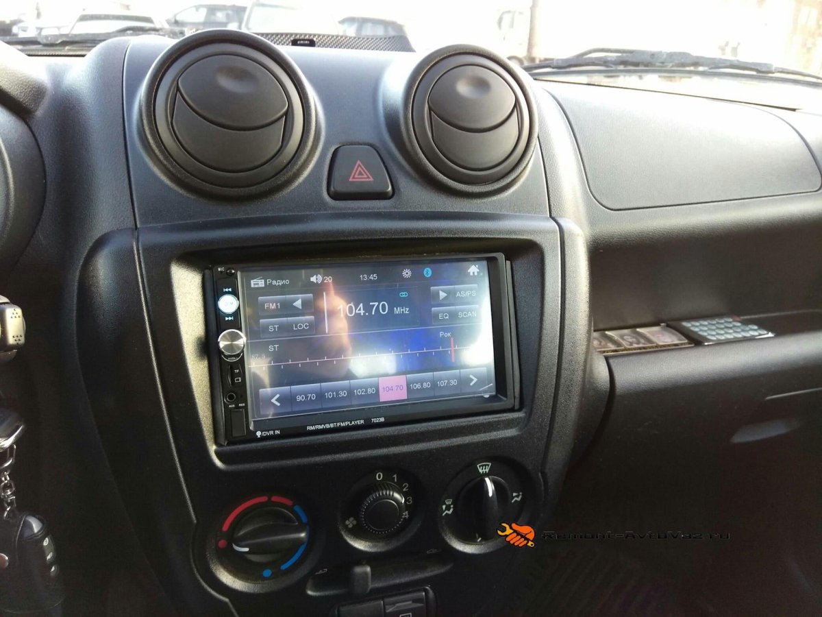 2din автомагнитола в Лада Гранта
