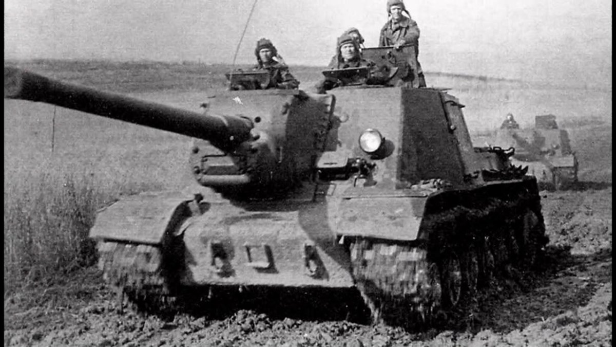 Танк ИСУ 152 зверобой
