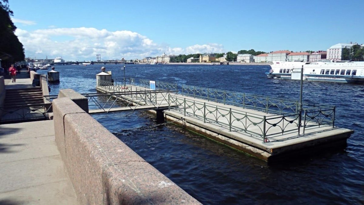 Причал у медного всадника Санкт-Петербург