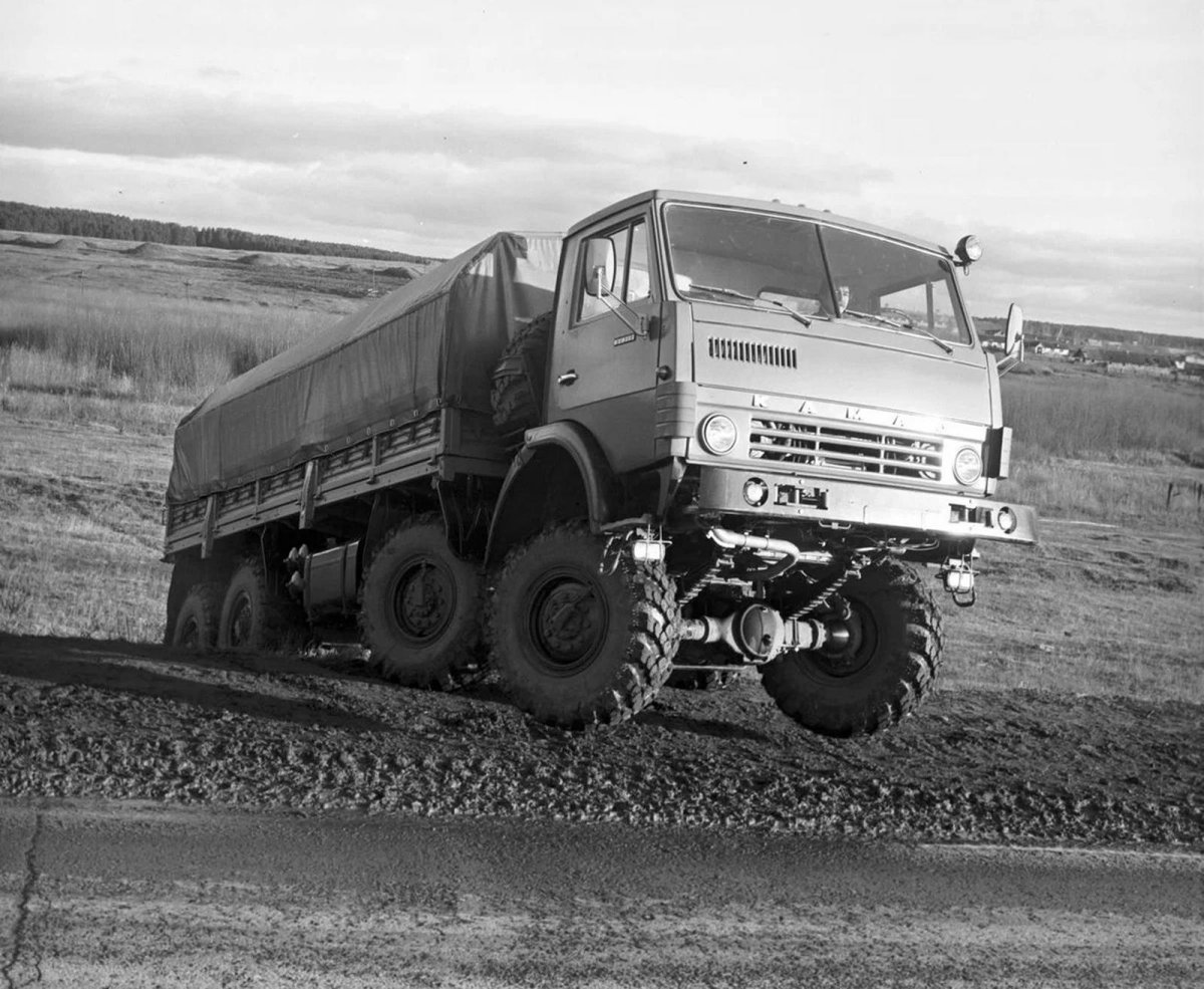 КАМАЗ 6310