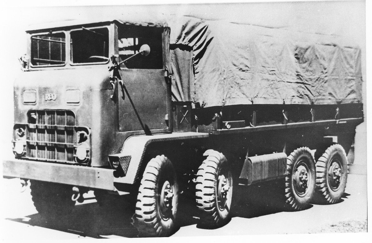 Грузовик REO XM-282 8x8