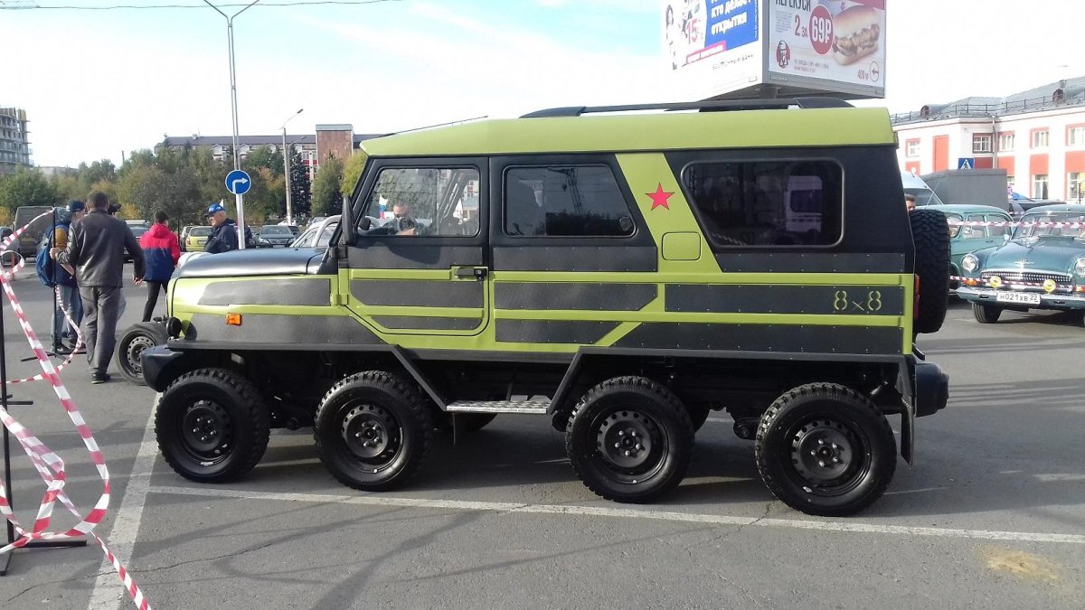 Восьмиколесный ЛУАЗ