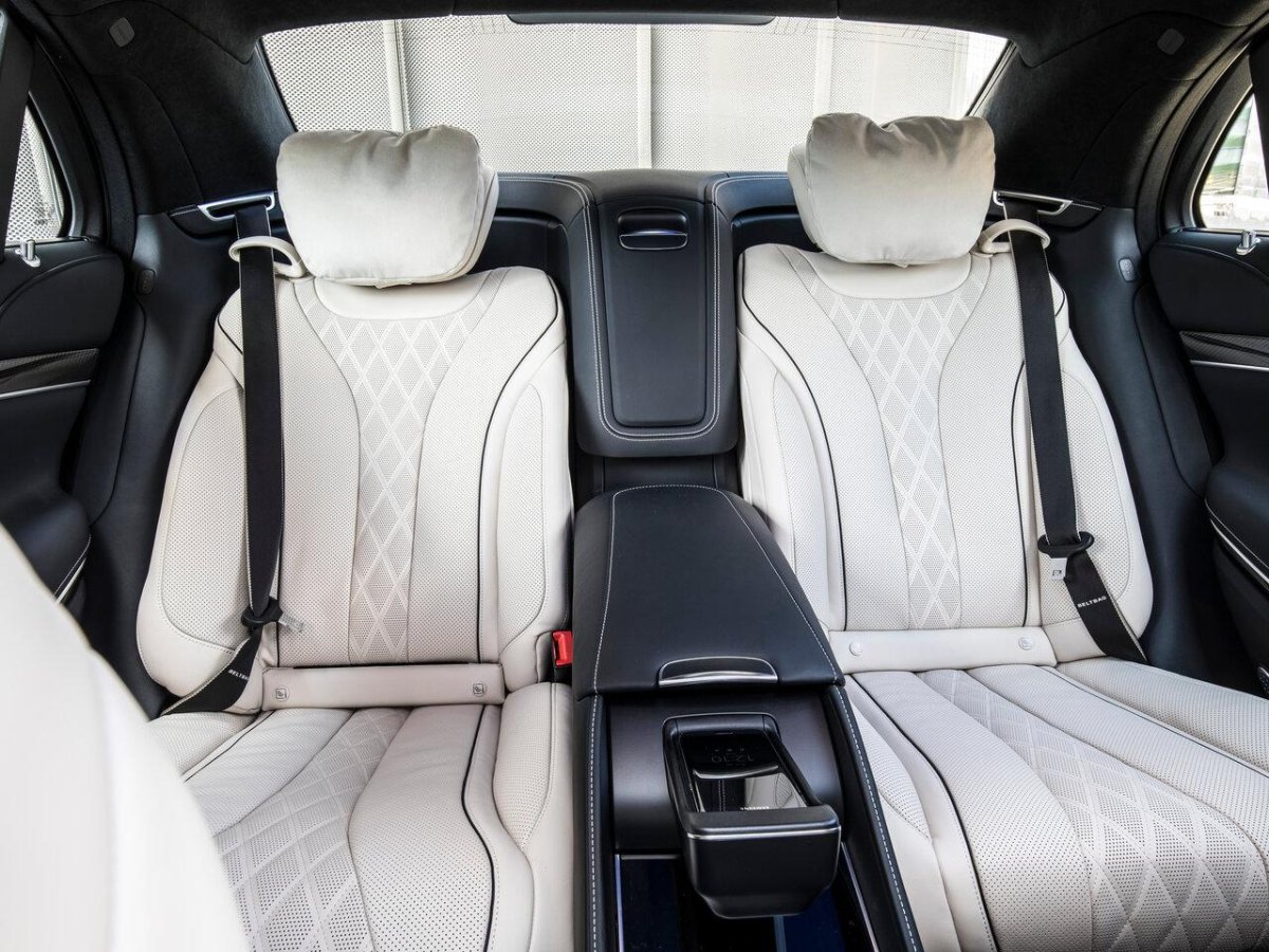 Мерседес Бенц s560