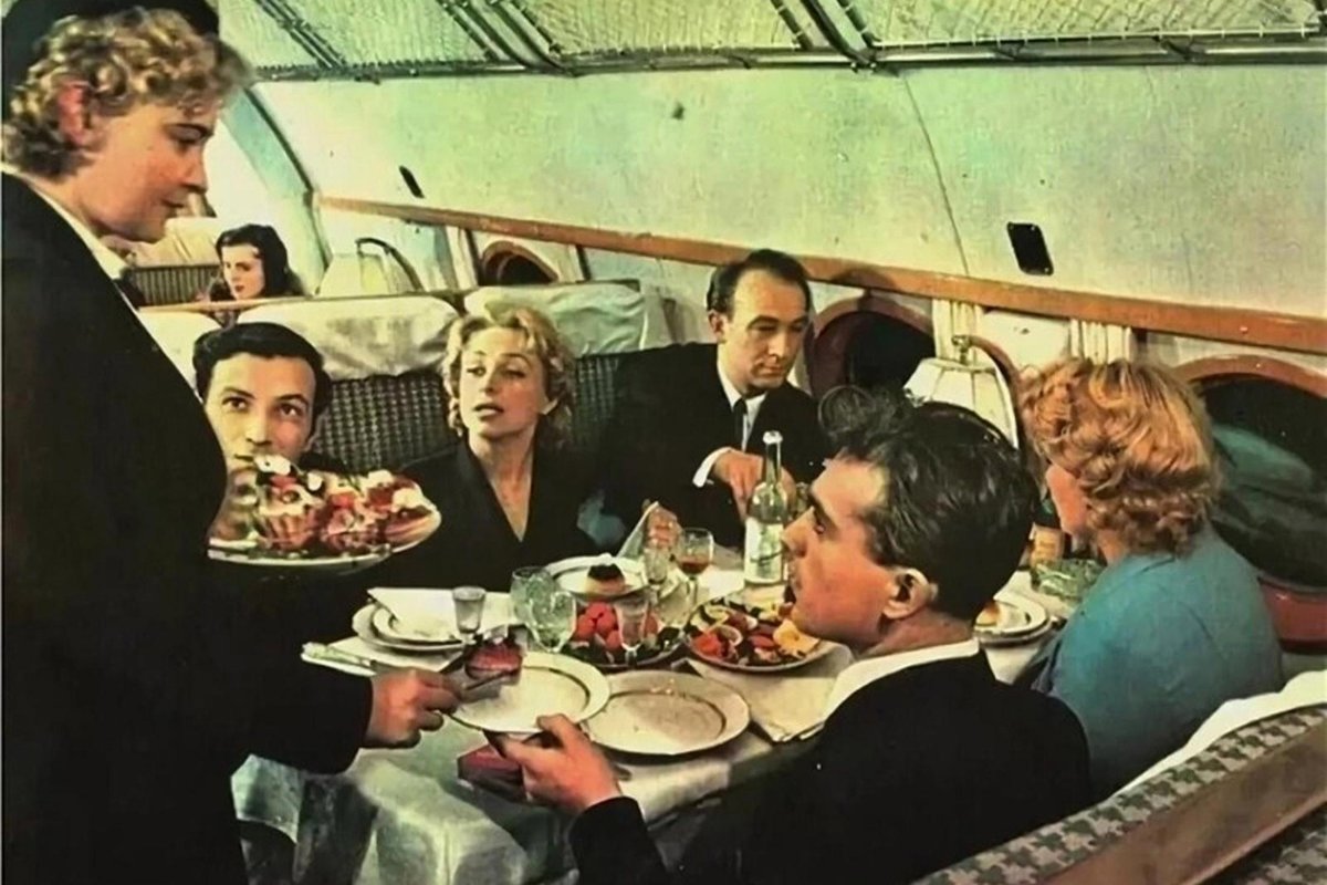 Обед на борту ту 114 1960