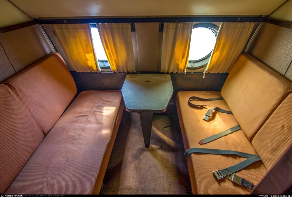 Ту-114 пассажирский самолёт
