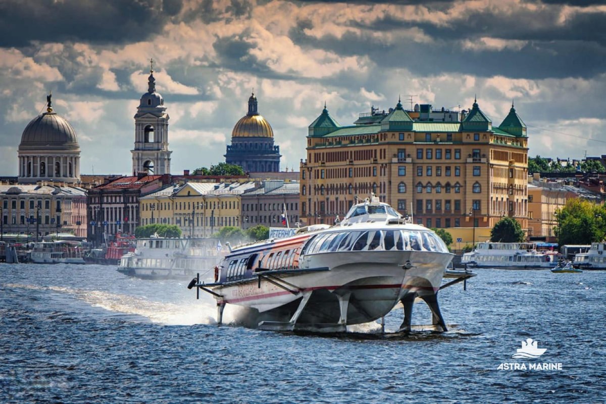 Метеор из Петергофа в Санкт-Петербург