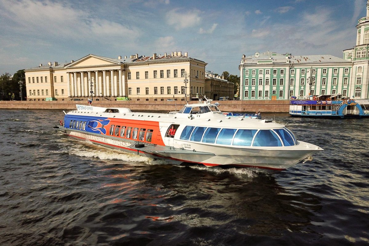 Метеор в Петергоф