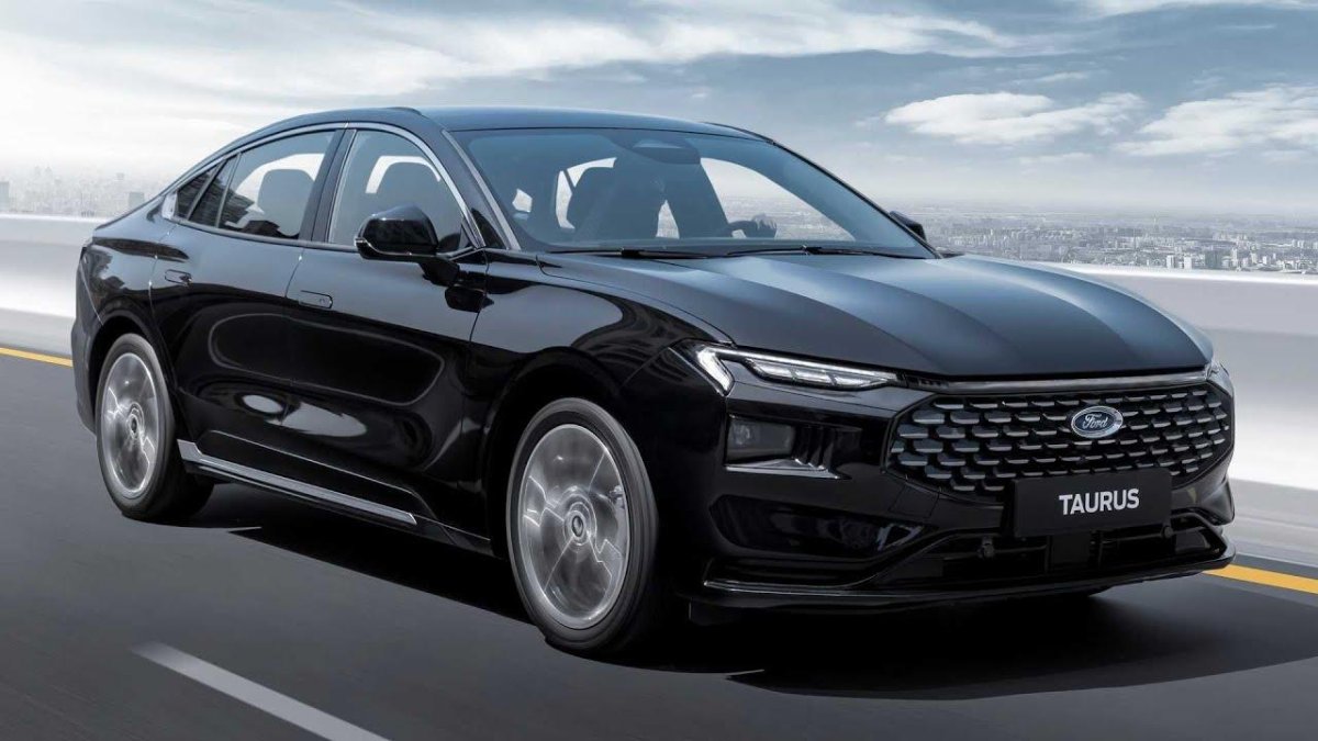 Ford Taurus 2022