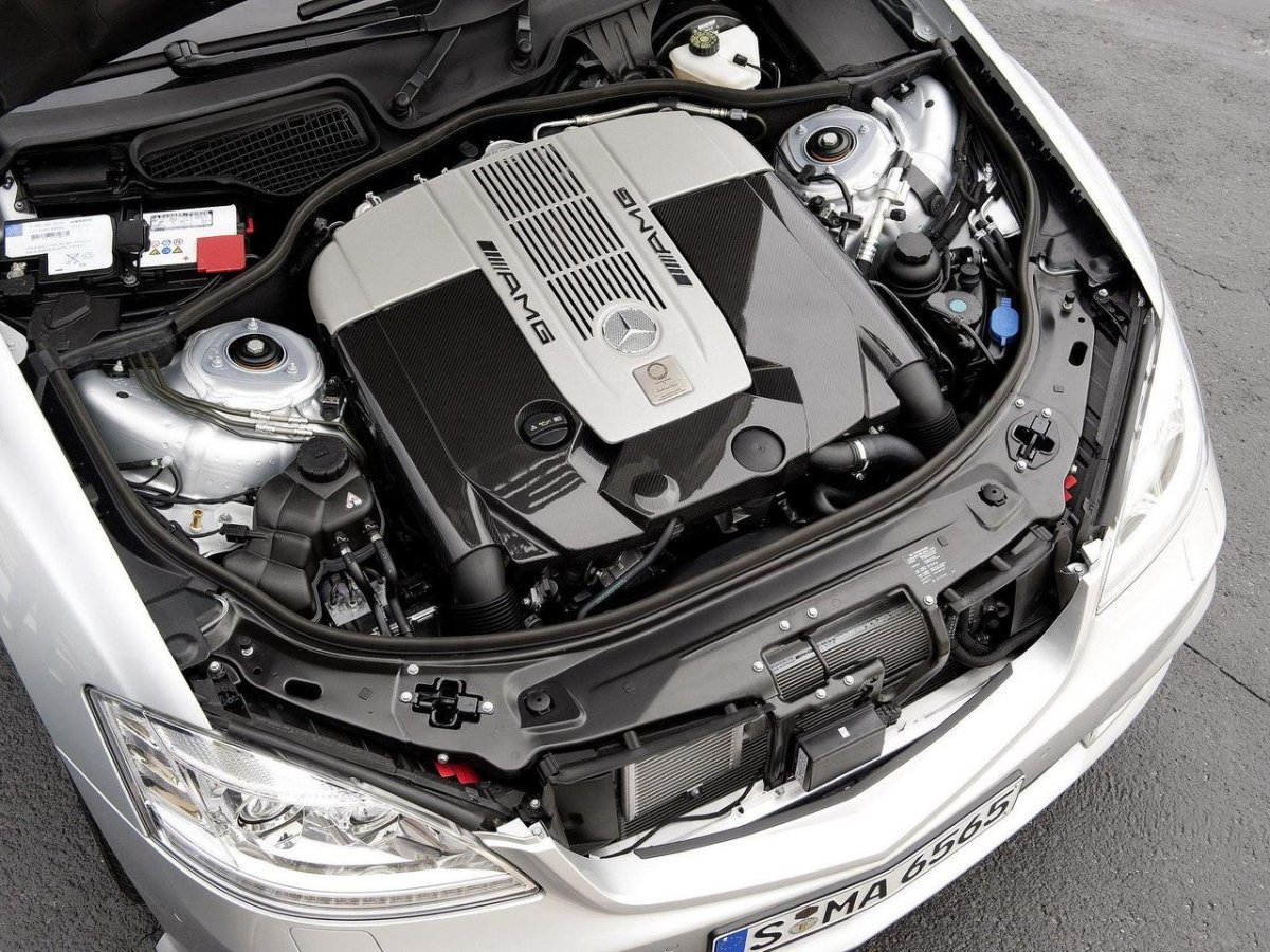 Mercedes 221 s65 AMG