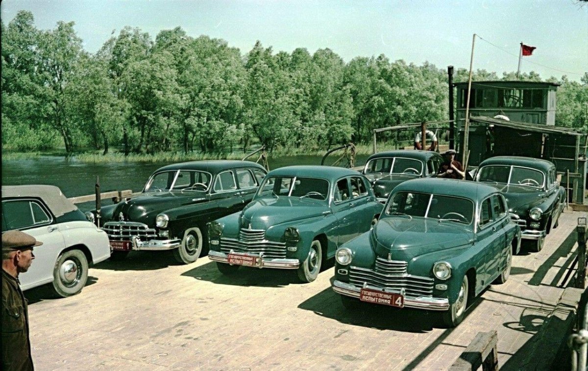 ГАЗ м20 седан