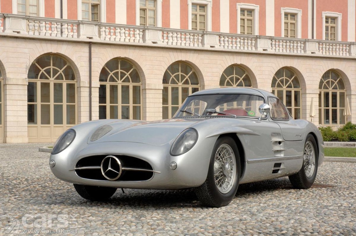 Mercedes 300 SLR Uhlenhaut Coupe