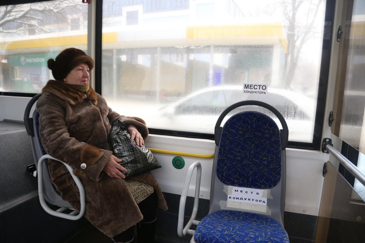 Место кондуктора в автобусе