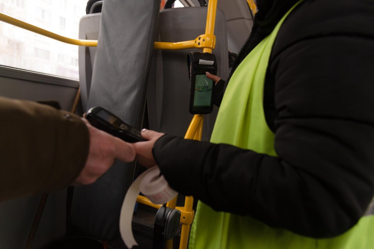 Валидатор в автобусе