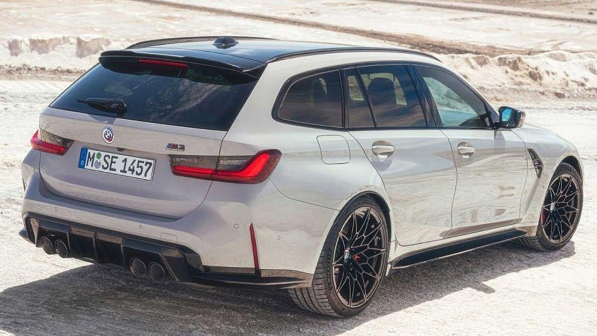 БМВ м3 туринг 2022