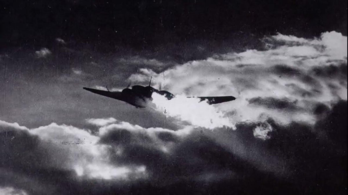 ВОВ самолеты в небе