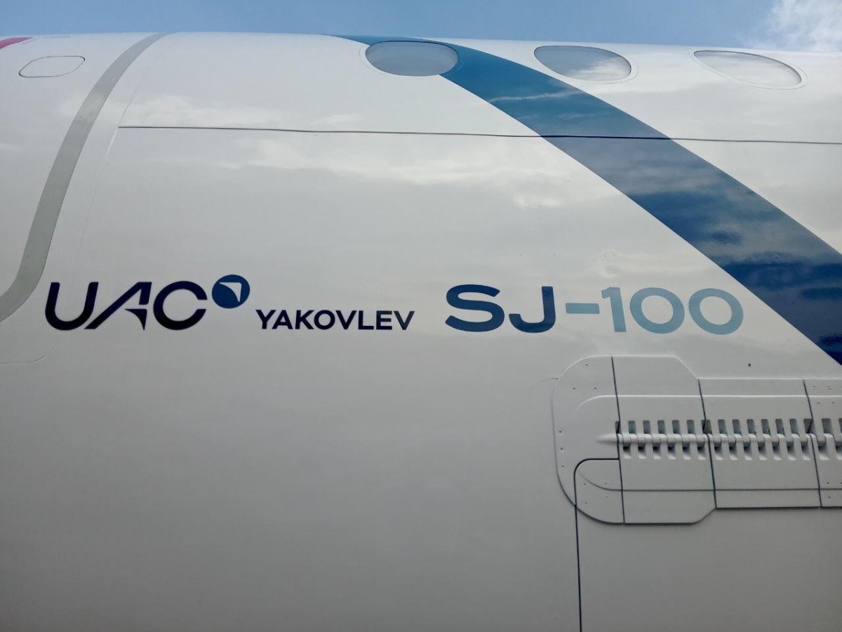 МС-21 И SJ-100