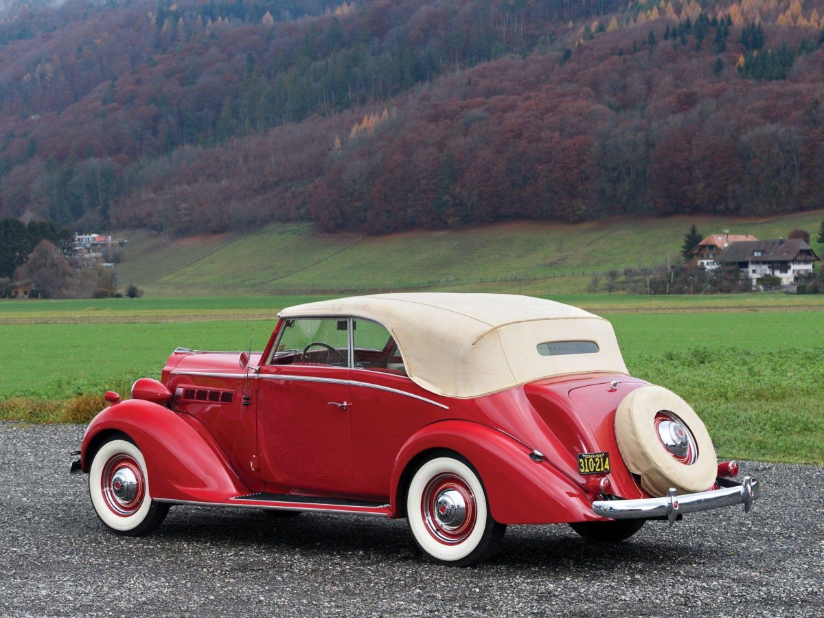Packard Six 1937