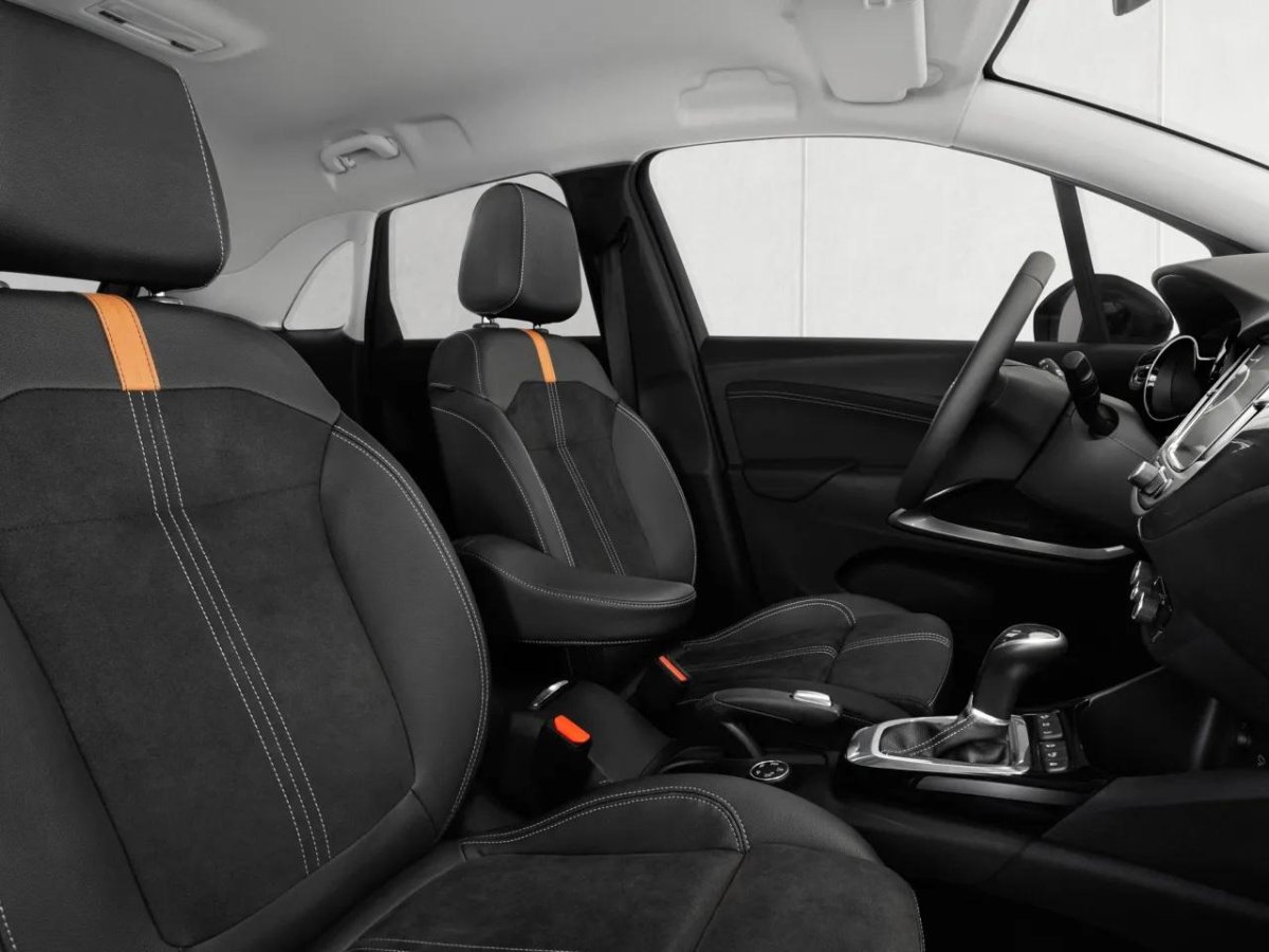 Opel Crossland 2022 салон