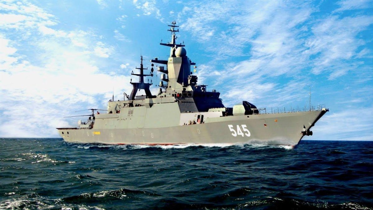 Корвет Балтийского флота стойкий