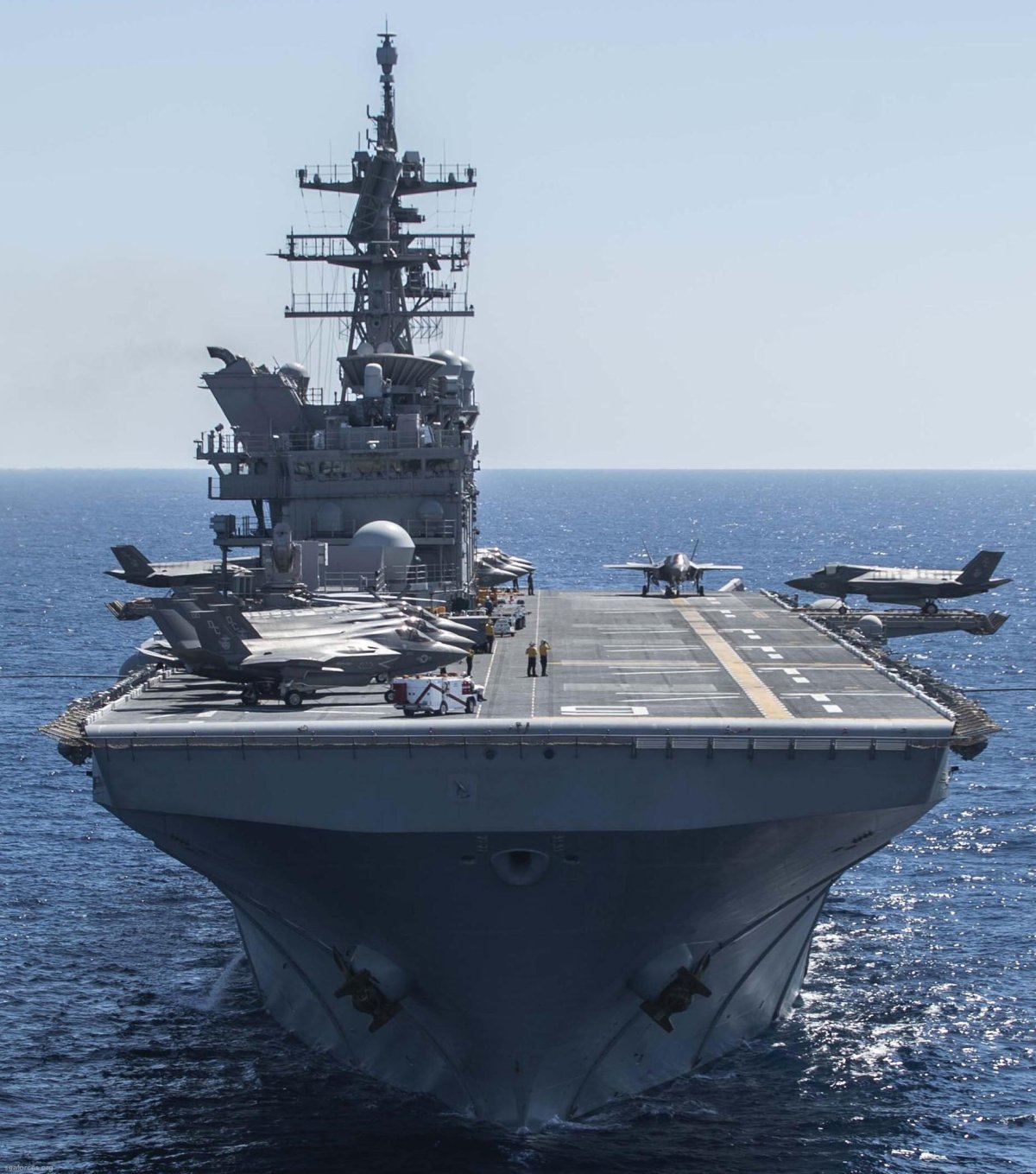 LHA-6 «Америка»