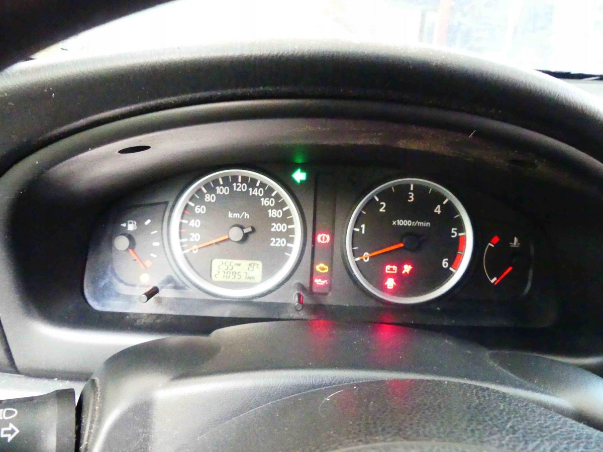 Приборная панель Альмера n16