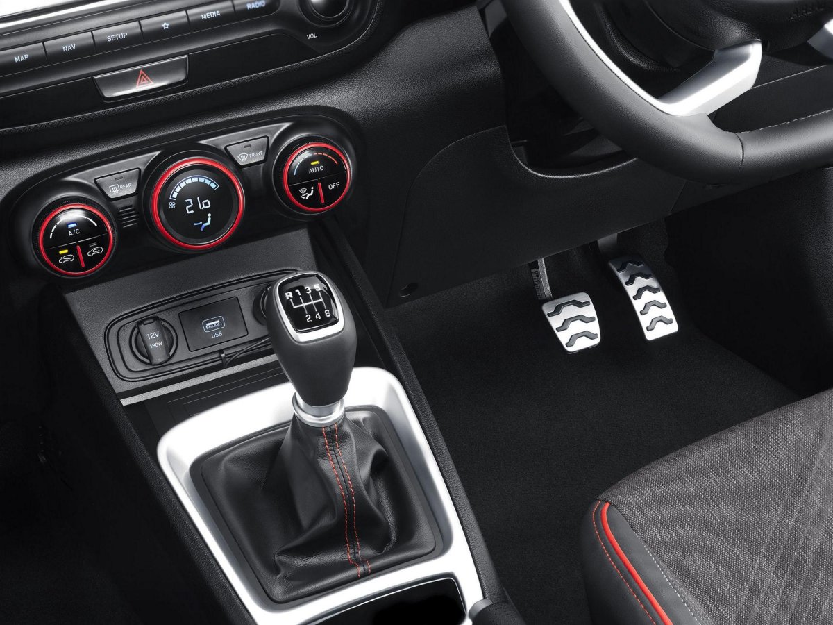 Ручная коробка педали