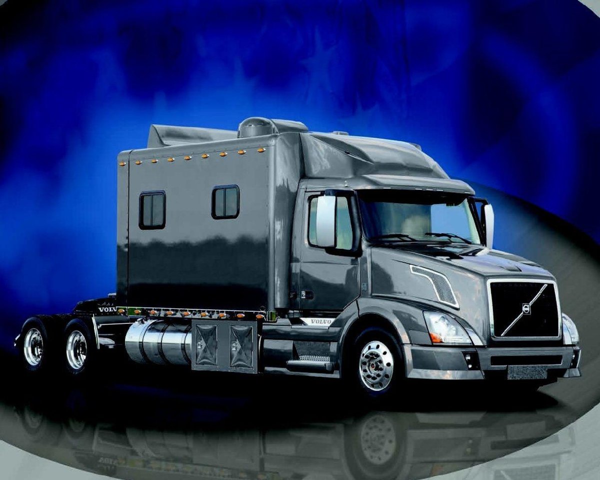 Volvo VNL Custom Sleeper