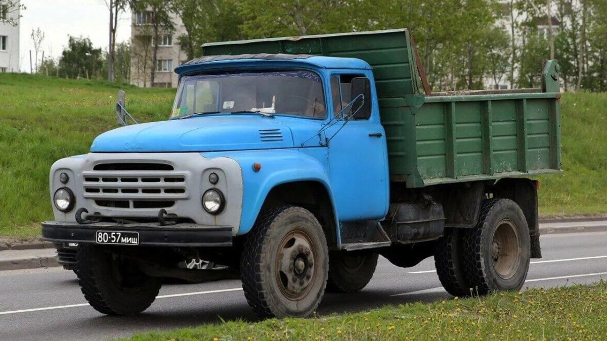 ЗИЛ 130