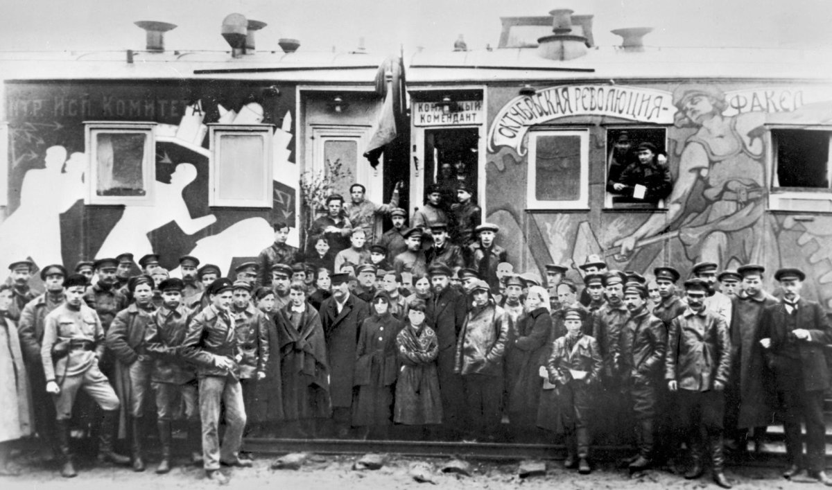 Агитпоезд Октябрьская революция 1919г