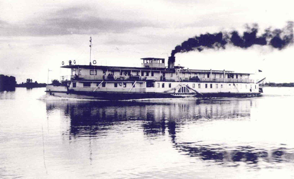 Пароход Усиевич Иртыш