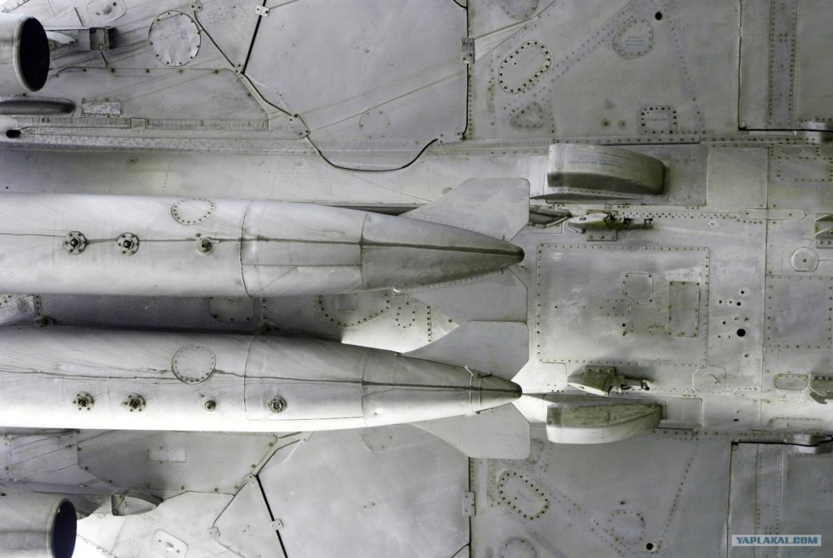 Топливный бак Су 27