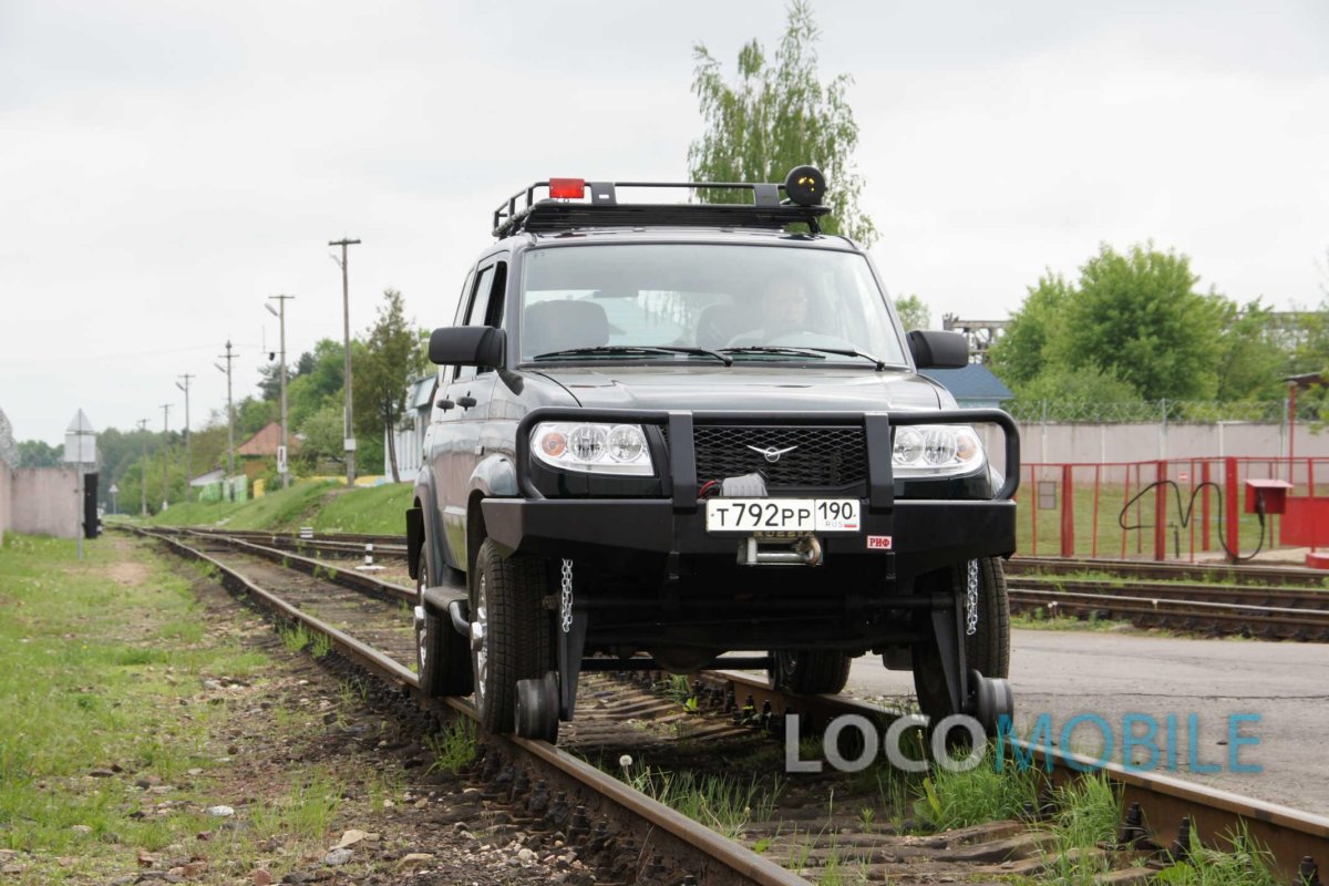 УАЗ Патриот на ЖД ходу