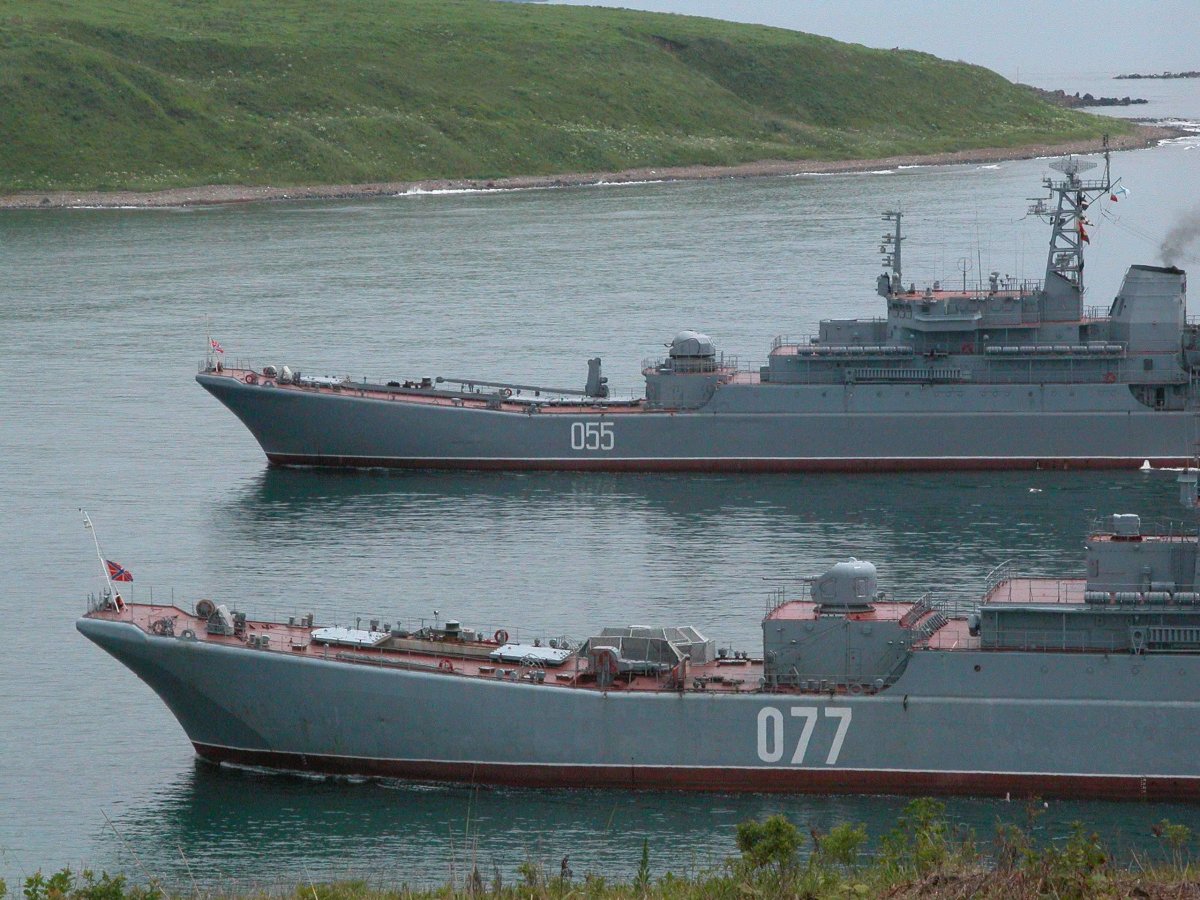 БДК 98 Адмирал Невельской