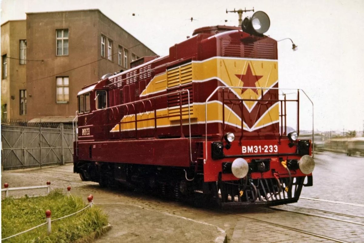 Маневровый тепловоз вмэ1