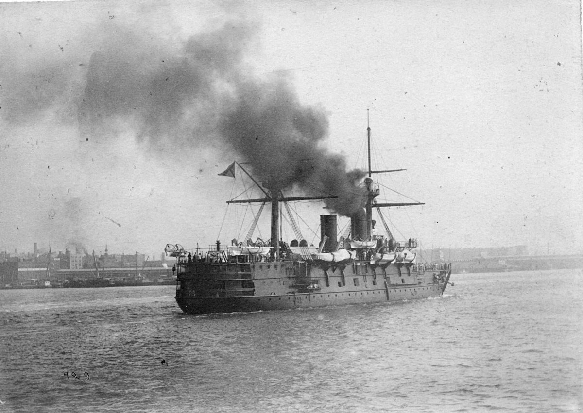 Эскадренный броненосец Император Николай i