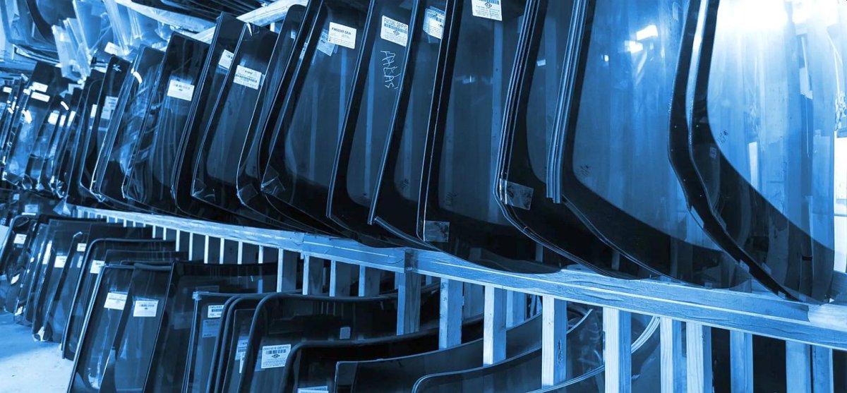 Стекло окна автомобильные ветровое