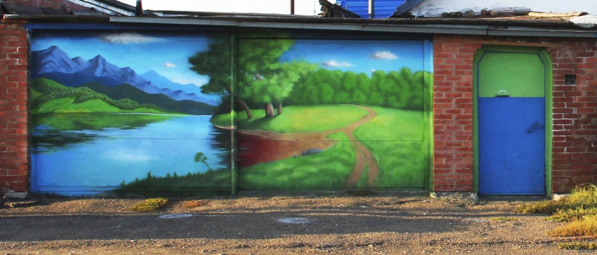 Роспись на воротах