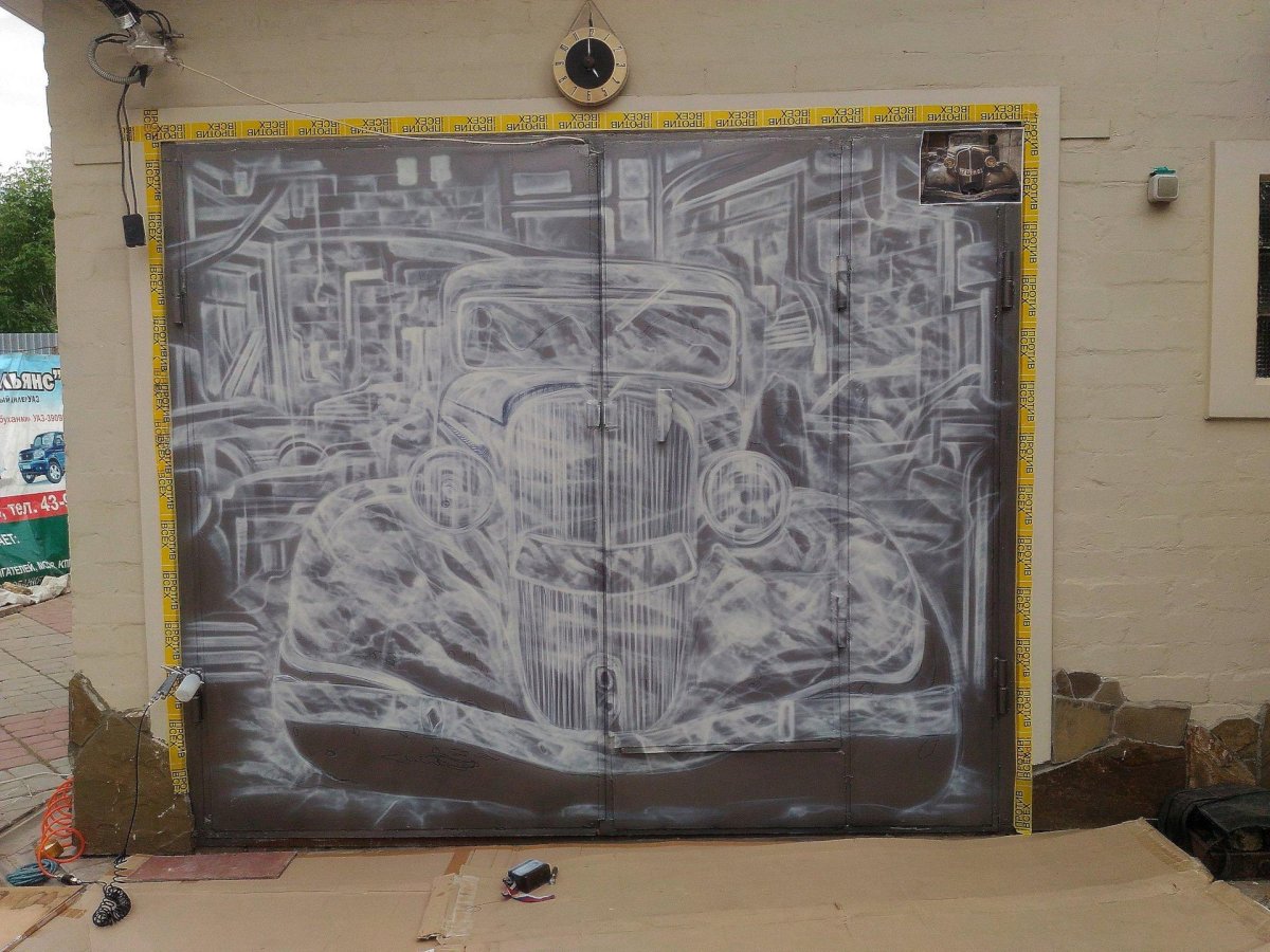 Гаражные ворота аэрография