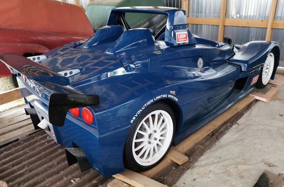Lada Revolution 2