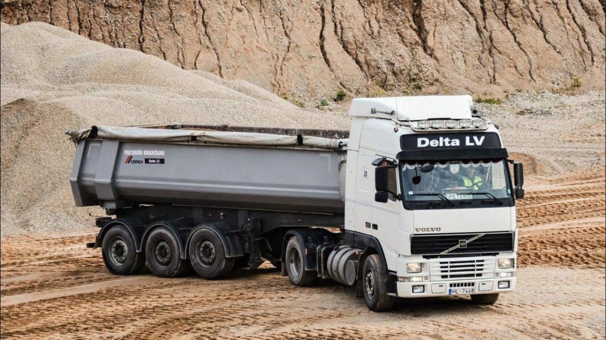 Грузовики для перевозки сыпучих грузов