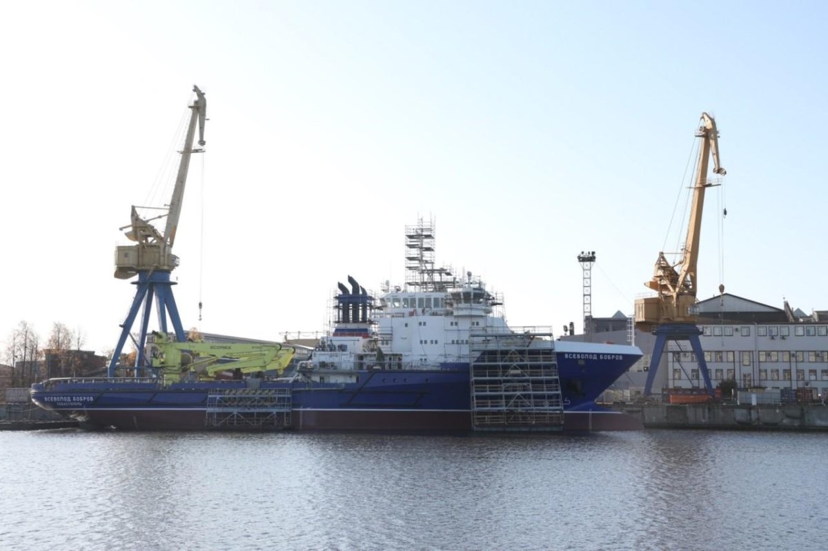 Судно тылового обеспечения 23120