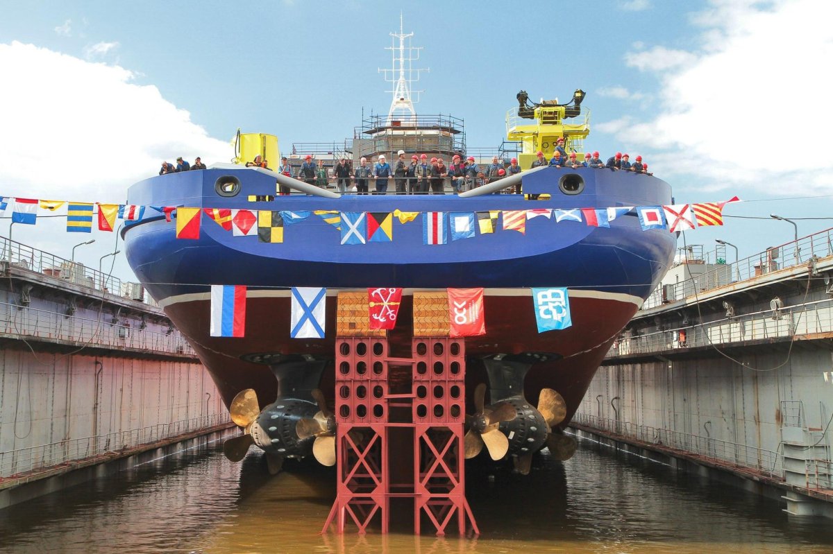 Судно тылового обеспечения проекта 23120