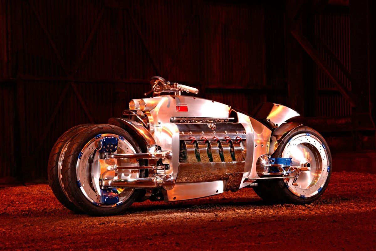 Мотоцикл dodge Tomahawk v10 Superbike