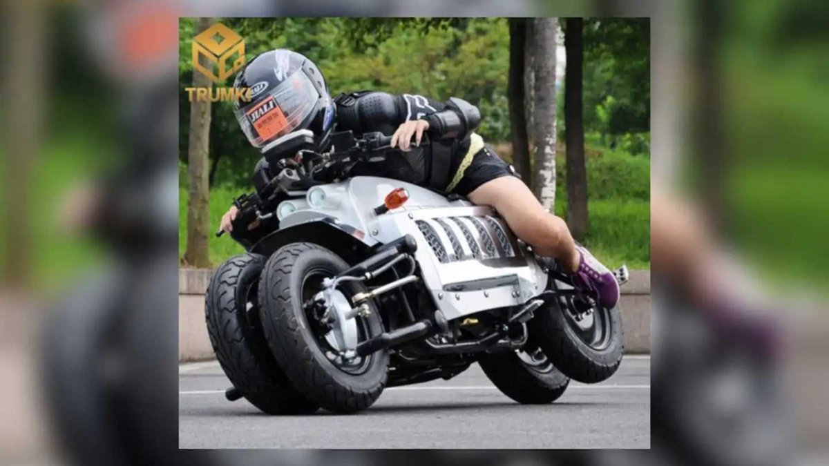 Байк dodge Tomahawk
