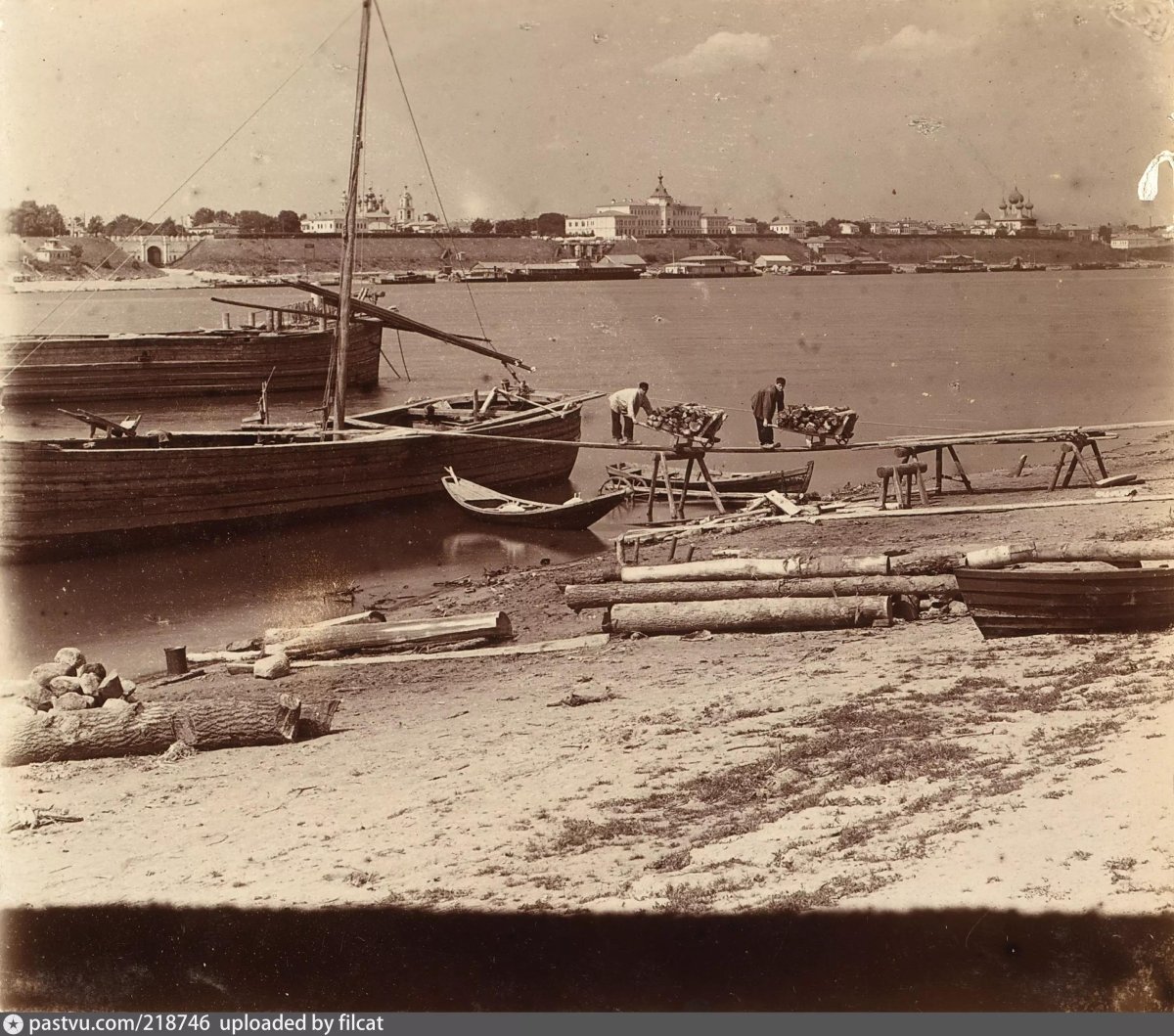 “Баржи на Волге” Яков Вебер