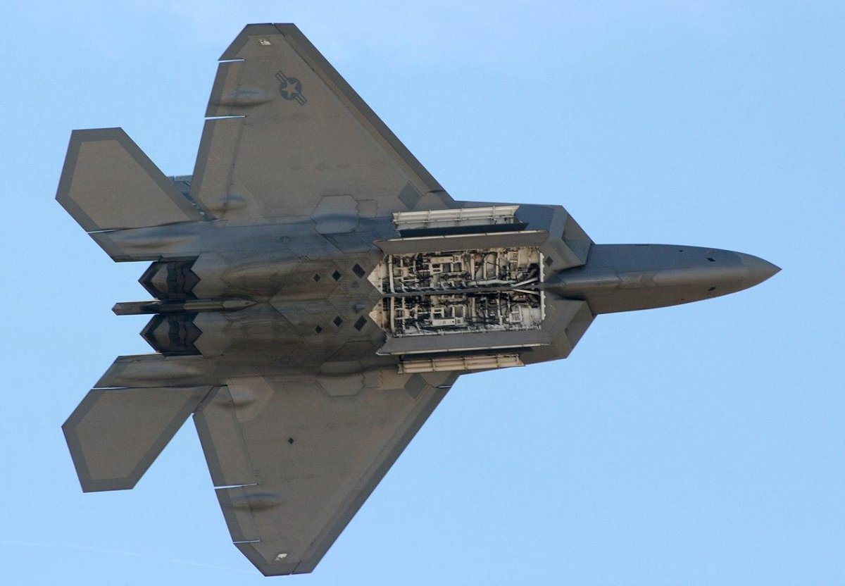 Истребитель Lockheed Martin f-22a Raptor