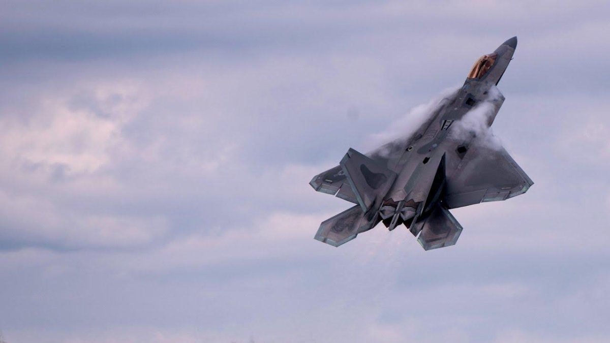 Истребитель f22 Раптор