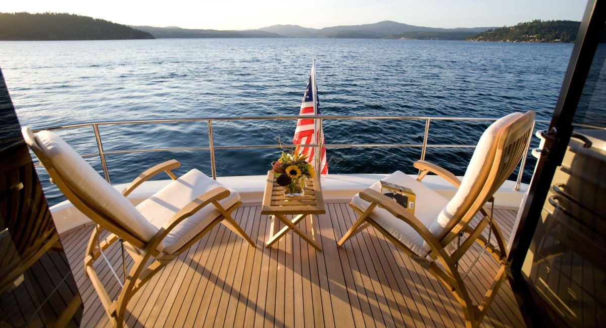 Marquis 720 tri Deck