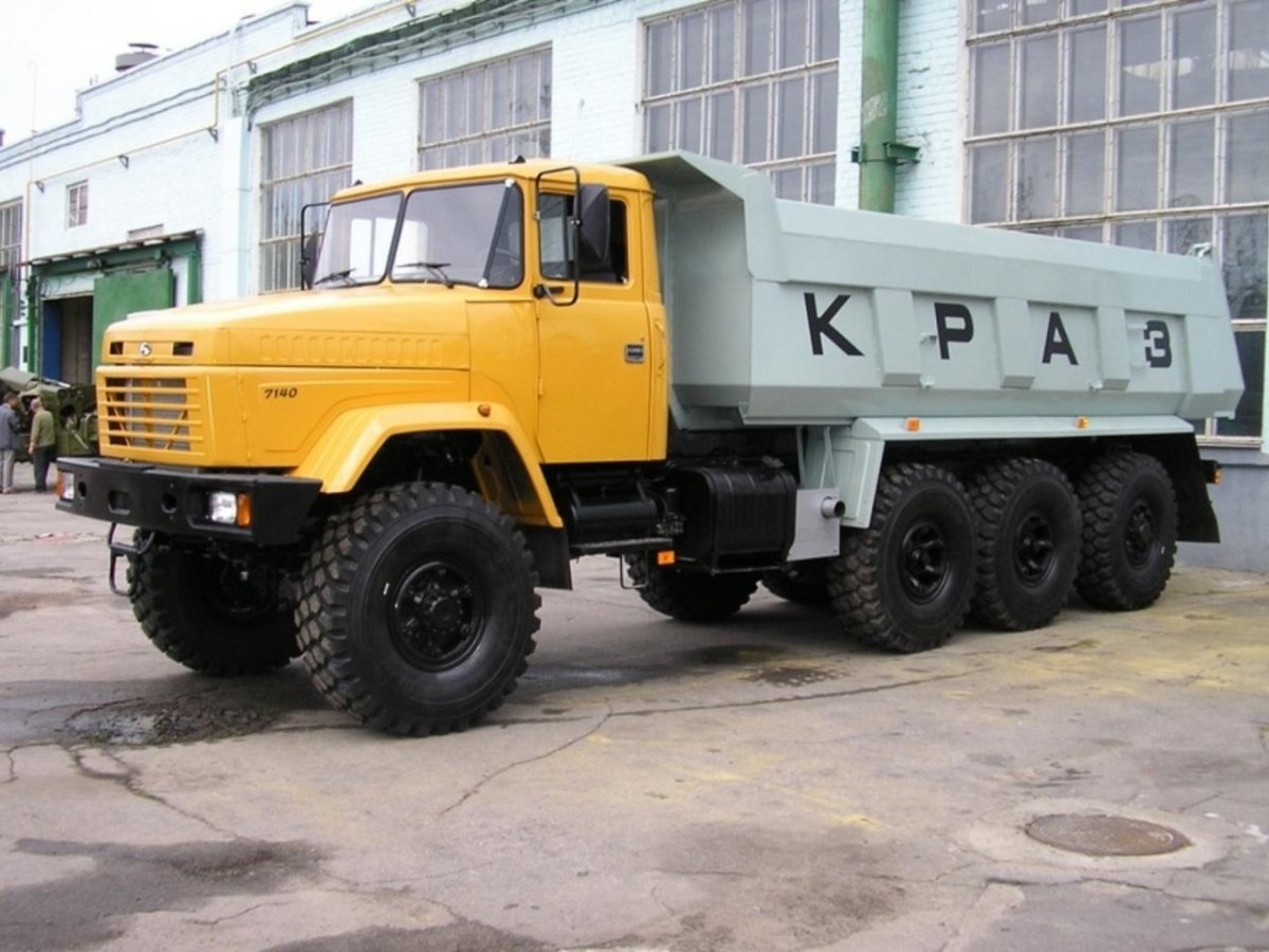 Самосвал КРАЗ-7140с6